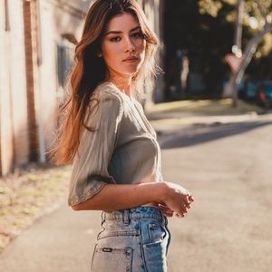 Meet your Posher, JJ